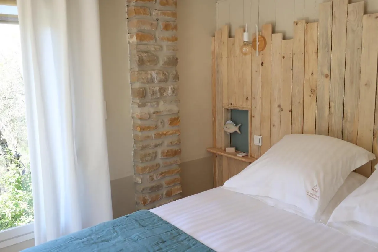 Couette-café Bed and Breakfast La Bastide du Beausset-Vieux à Le Beausset
